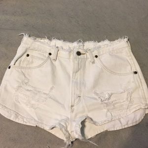 Distressed White Wrangler Shorts -Urban Outfitters