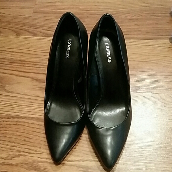Express black heels
