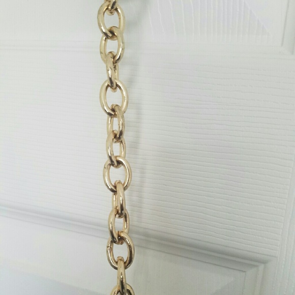 SOLD! F21 Black Crossbody - Picture 4 of 4