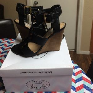 Black wedge heel sandals