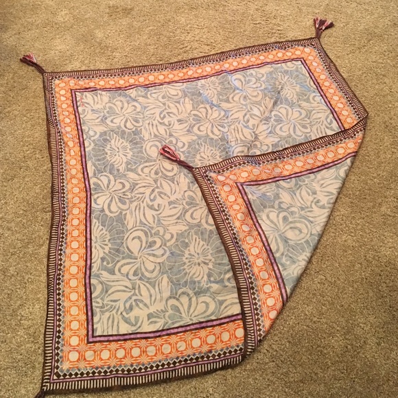 BEAUTIFUL silk Johnny Was Signature scarf