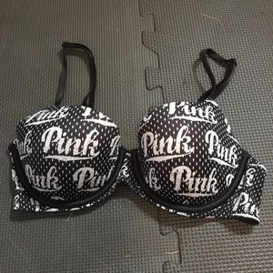 PINK VS lightly lined bra 32C