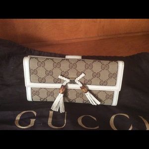Gucci wallet - authentic guaranteed!
