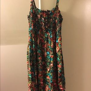 Super cute flowery flowy dress