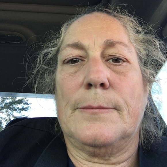 Meet your Posher, Kelli