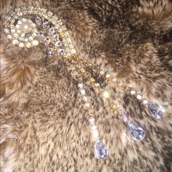 Ear Cuff ♥️ - Picture 2 of 3