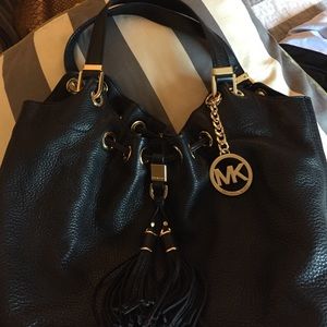 Michael KORS large Camden handbag leather.
