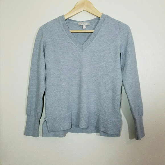 Banana Republic V-neck merino wool sweater