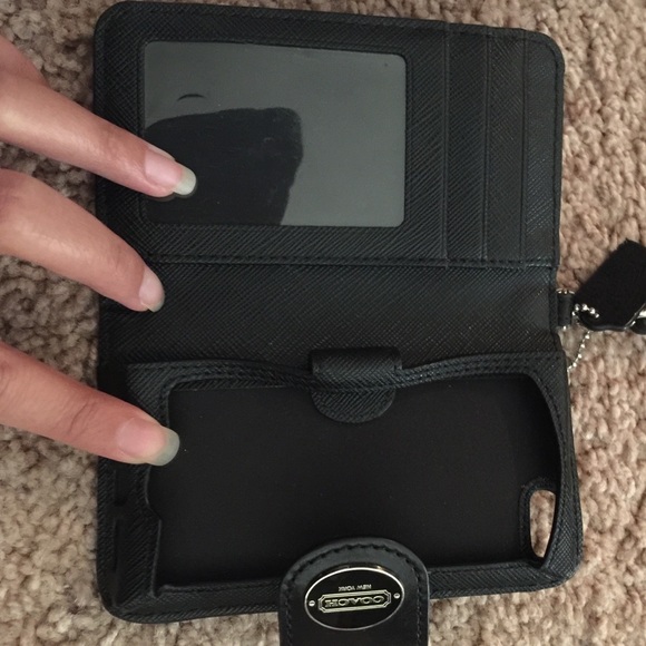 Wristlet - Picture 3 of 4