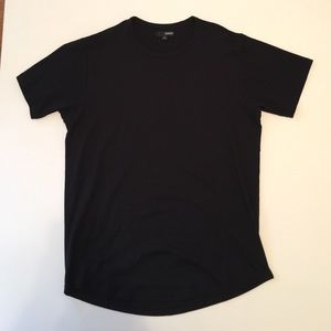 Elwood Black curved-hem Tee size M