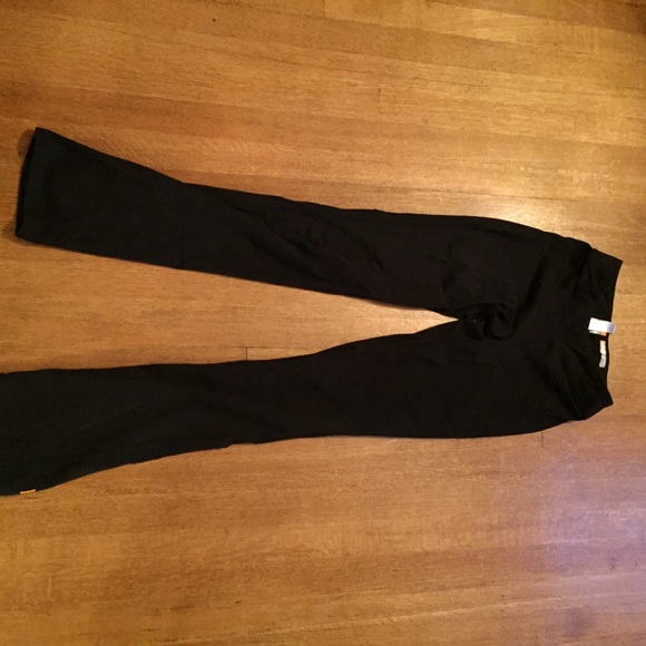 Lucy lotus collection black boot cut yoga pants