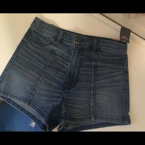 Abercrombie & Fitch women's shorts