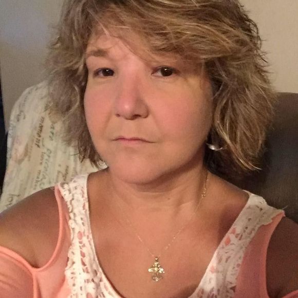 Meet your Posher, Robin - Picture 1 of 1