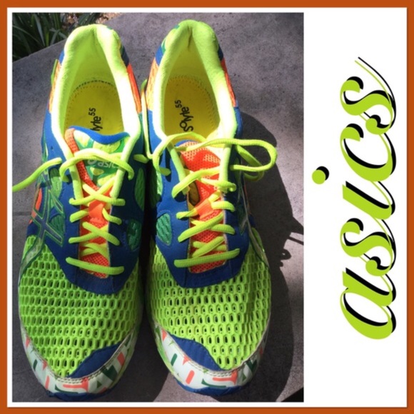 Shoes - Asics Gel Noosa