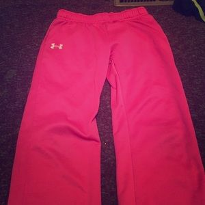 Hot pink UA pants.