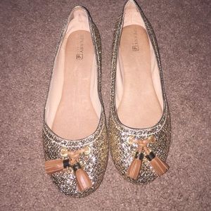 Glitter ballerina flats.