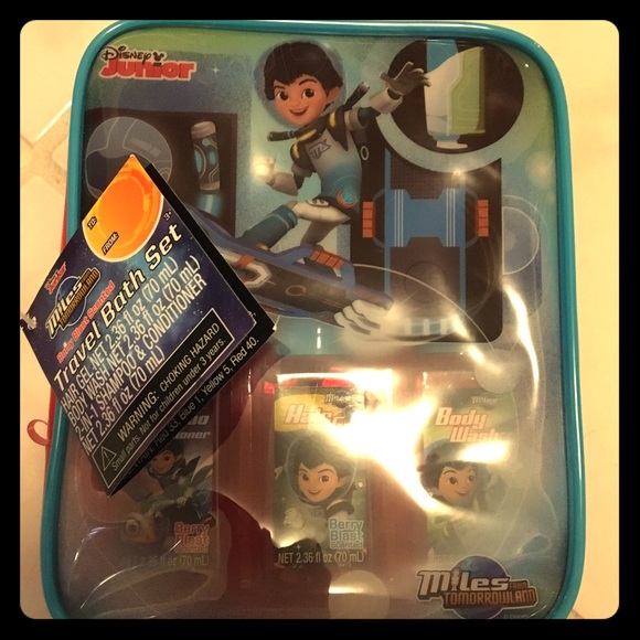 Miles from Tomorrowland -Bath Set