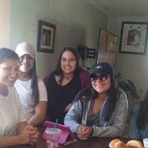 Meet your Posher, Sandra