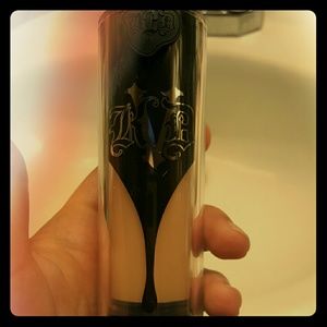 Kat von D lock it foundation