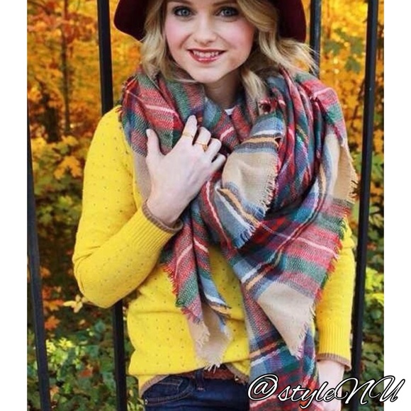 Oversized Plaid Tartan Blanket Scarf - Picture 2 of 3