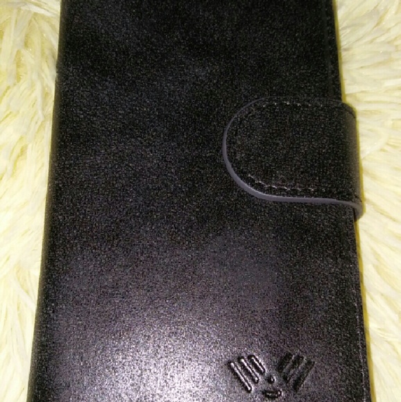 iPhone 7 Case - Picture 1 of 4