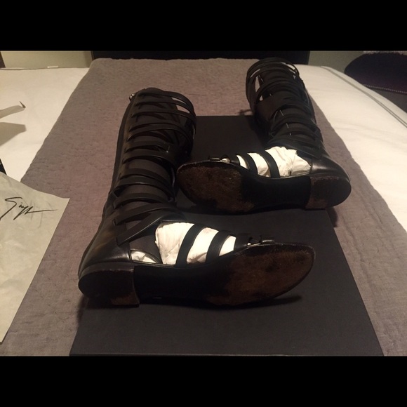 Giuseppe Zanotti "RARE & 100% Authentic" - Picture 3 of 4