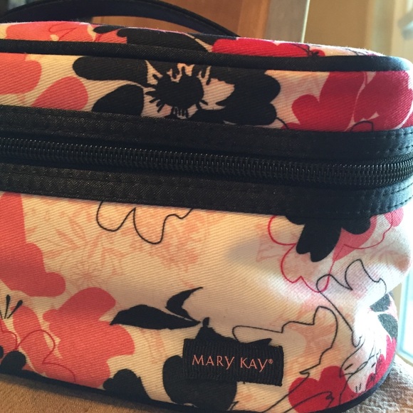 Mary Kay cosmetic bags
