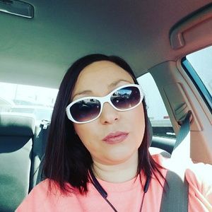 Meet your Posher, Jenni