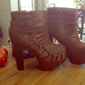 🚫HOLD FOR @newgirl2016🚫