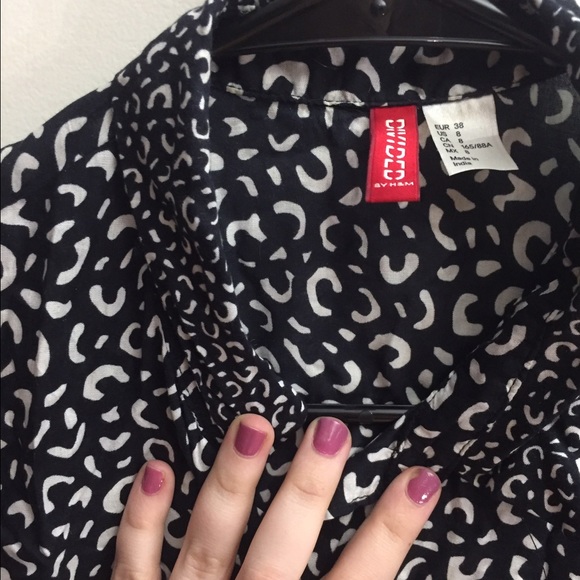 Graphic print top - Picture 2 of 2