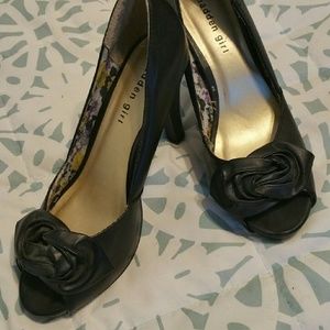 Guess heels only worn once