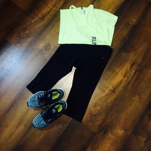 Adidas Black medium workout Capri leggings
