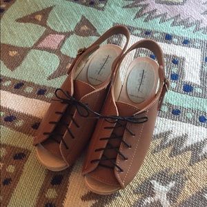 Nina Z Ziefvert Sonia Corset Clogs