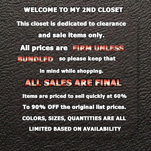 💠CLEARANCE NEW With Tags Black Plus Sz Top💠💠 - Picture 2 of 2