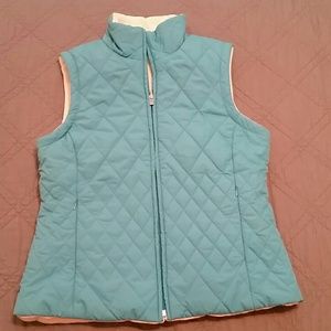 Izod reversible puffer vest