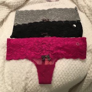 NWT 💋AERIE- sexy lace thongs 💋