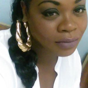 Meet your Posher, Twana