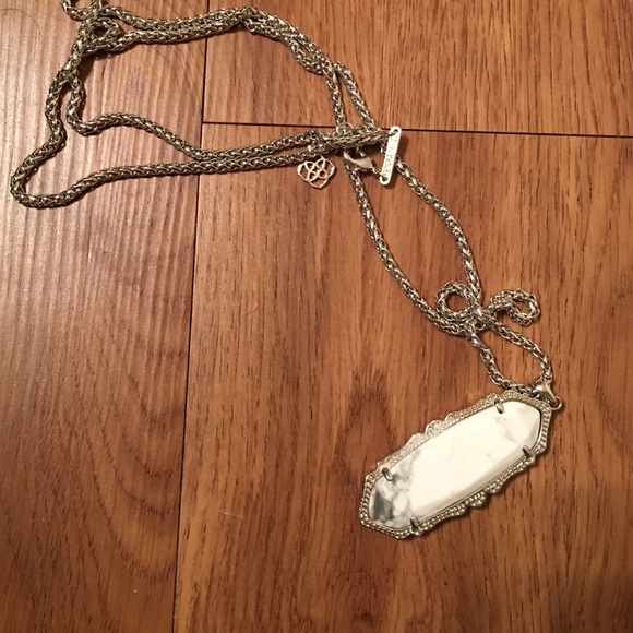 Kendra Scott Howlite Frances Necklace