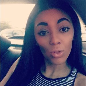 Meet your Posher, Brooke