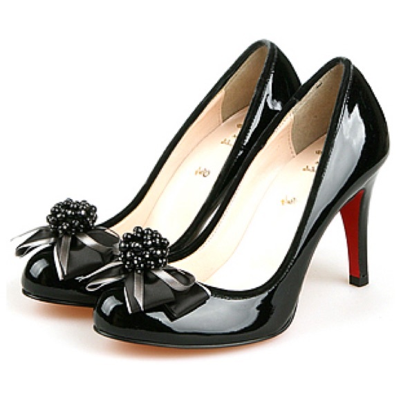 Hi! I'm Kayla! Flexible with bundles! Take a peek! - Picture 4 of 7