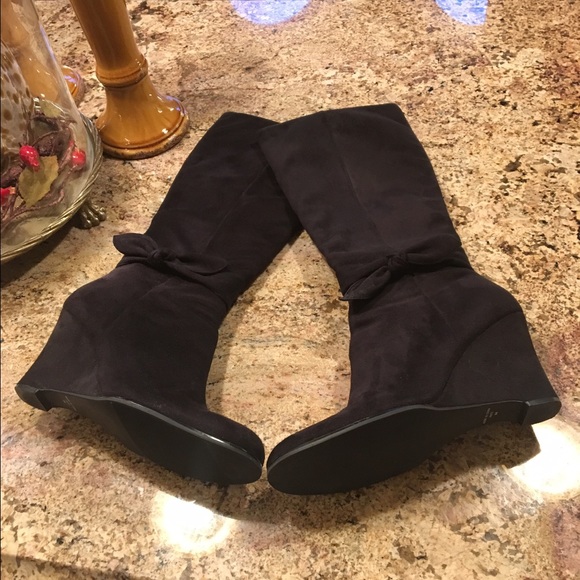 Amanda Smith Shoes - 👢👢AMANDA SMITH TALL SUEDE PATTI WEDGE BOOTS👢👢