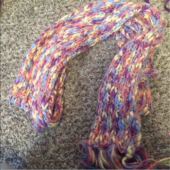 Scarf - Picture 2 of 2
