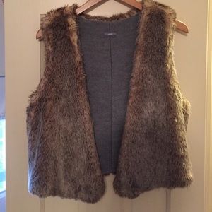 Faux Fur Cropped Vest with Sweater Lining