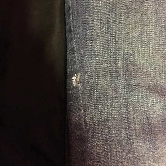 Selling 2 pairs of Aeropostale jeans - Picture 3 of 3