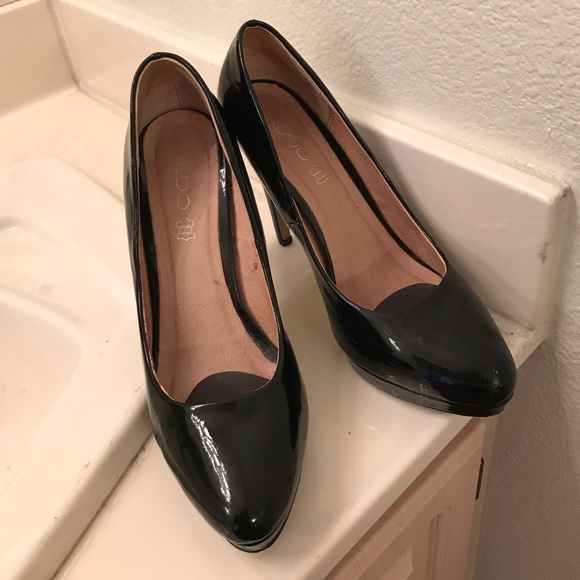 Aldo black pumps. - Picture 1 of 3