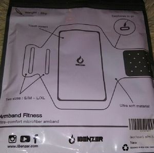 Water resistant iPhone case