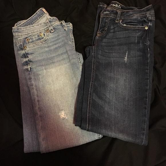 2 pair of boot cut jeans in good condition - Picture 1 of 2