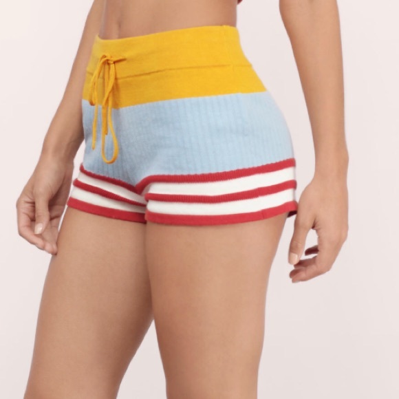 Minkpink knitted shorts 🍧