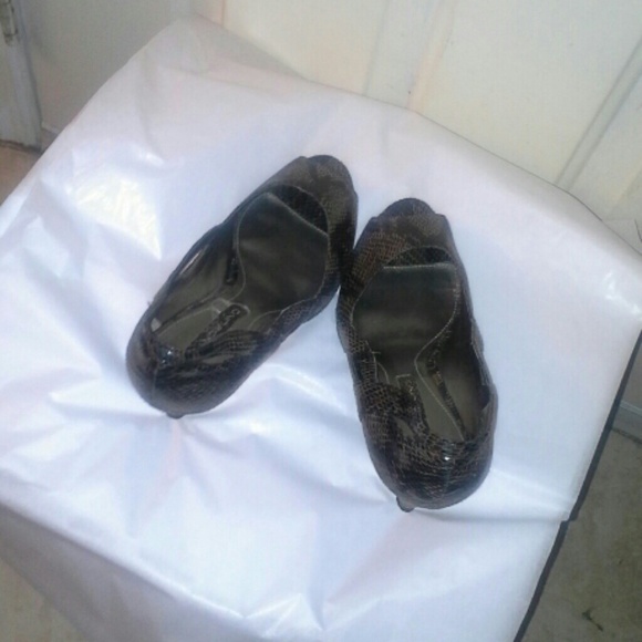 Snake skin Bandolino peep toe - Picture 3 of 3