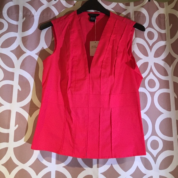 Victoria Secret Moda Int. top in dark pink